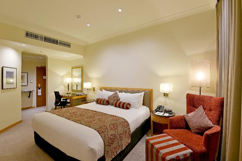 Duxton Hotel Перт Экстерьер фото A room at the Taj Bengal